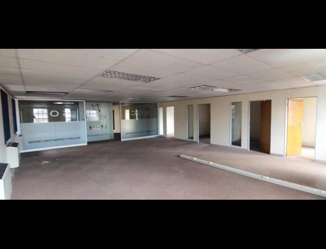 BUSINESS PROPERTY TO RENT IN ERASMUSKLOOF